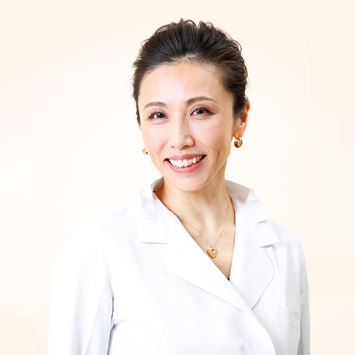 院長：中崎恵美